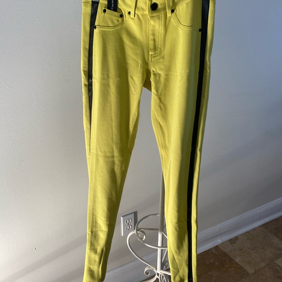 Walter Baker Neon yellow pants - Picture 6 of 7
